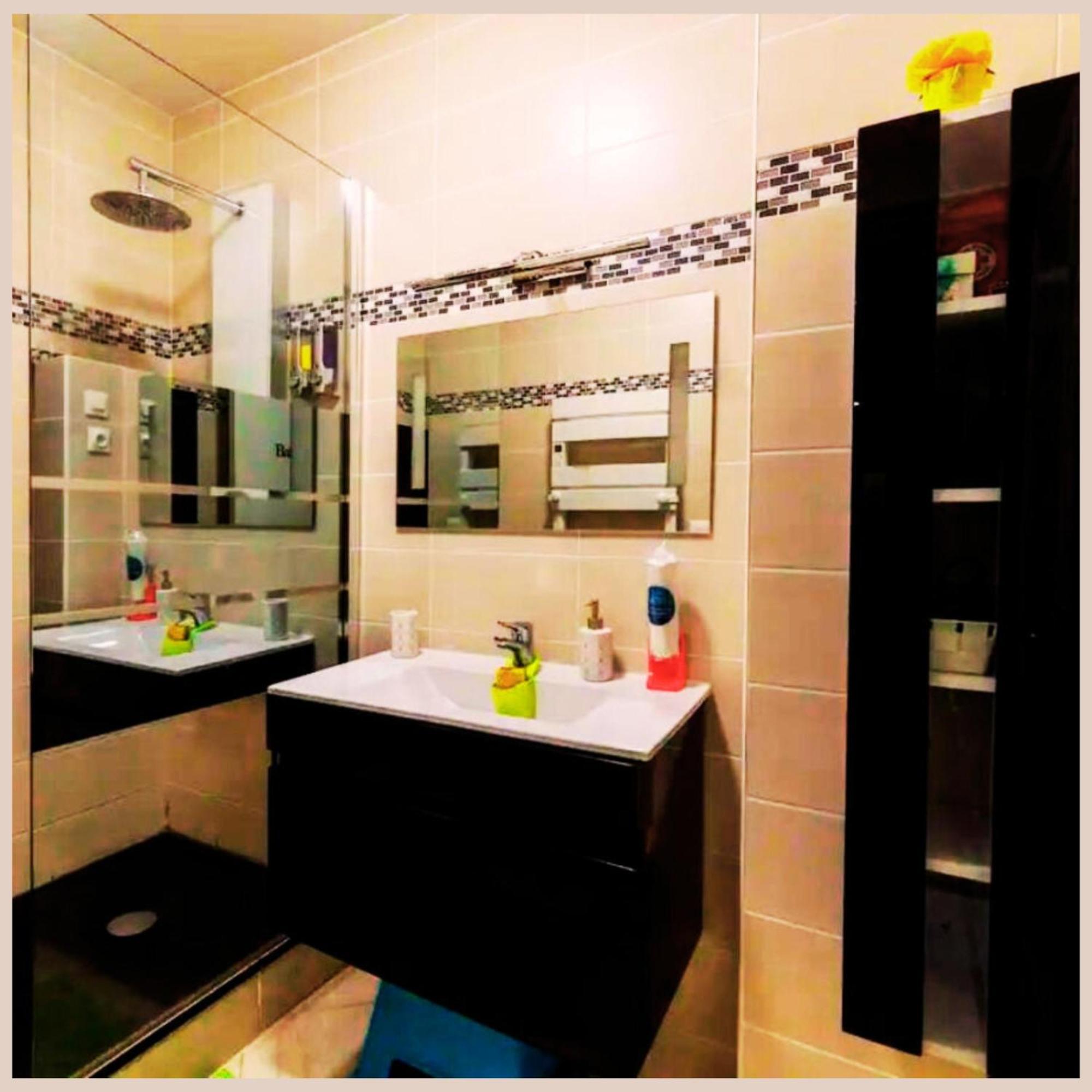 Le Mans City Sweet & Home - Climatise - Netflix - Wifi Fibre - Parking - Proche Circuit Des 24H & Centre-Ville - Accordhebergementconciergerie Buitenkant foto